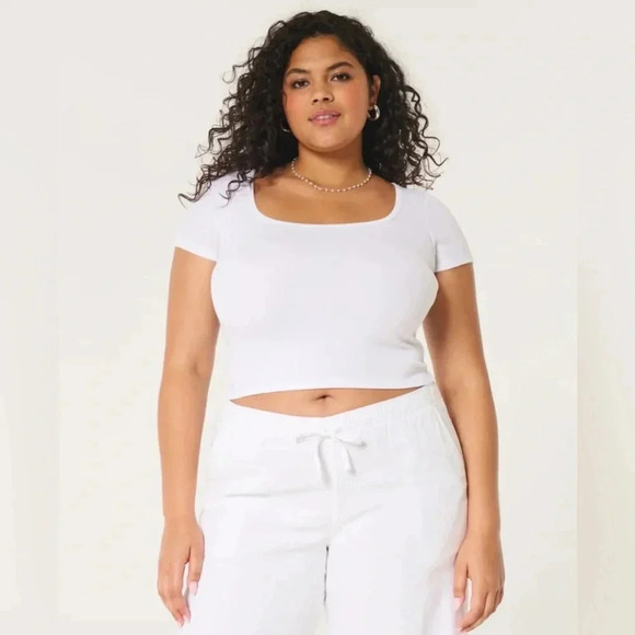 Women’s Hollister Ribbed Square Neck Baby Tee Size Medium White GUC - Picture 1 of 5
